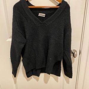 Black v neck sweater